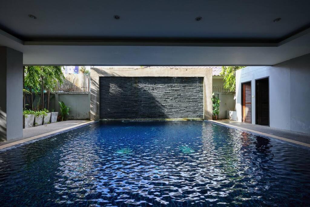Luxury Living In Heart Of Nimman Chiang Mai Exterior foto