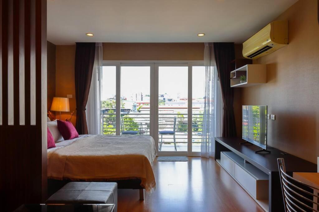 Luxury Living In Heart Of Nimman Chiang Mai Exterior foto
