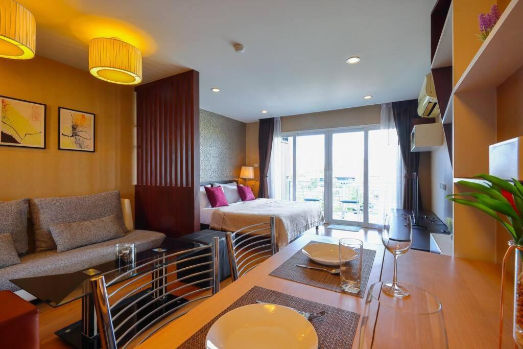 Luxury Living In Heart Of Nimman Chiang Mai Exterior foto